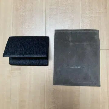 UNITED ARROWS 주름 가죽 느낌 플랩 카드 케이스