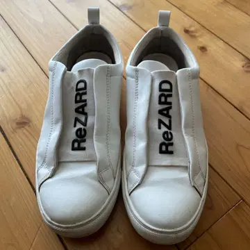 ReZARD 화이트 스니커즈 23cm
