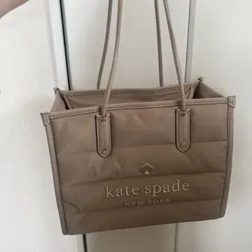 kate spade 베이지 퀼팅 숄더백 하와이