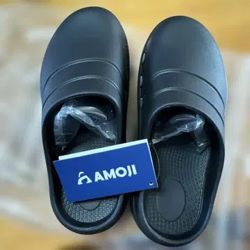 AMOJI 블랙 리커버리 샌들 슬립온