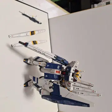 RG 1/144 뉴 건담 HWS 장비