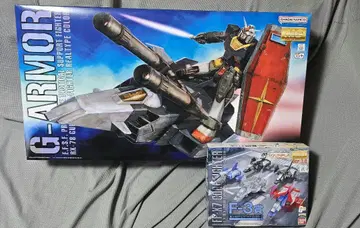 MG 1/100 스케일 G-ARMOR & 코어 파이터