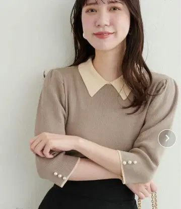 natural couture 배색 카라 부착 니트