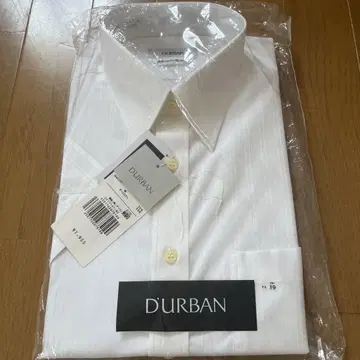 D'URBAN 화이트 스트라이프 셔츠 반팔 사이즈 39
