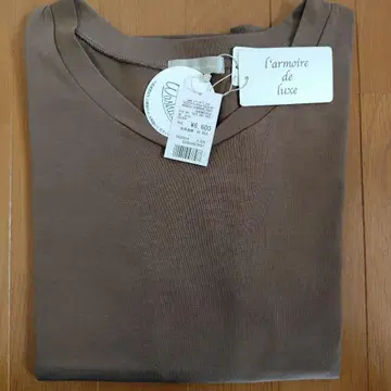 l'armoire de luxe 프렌치 티셔츠 카멜