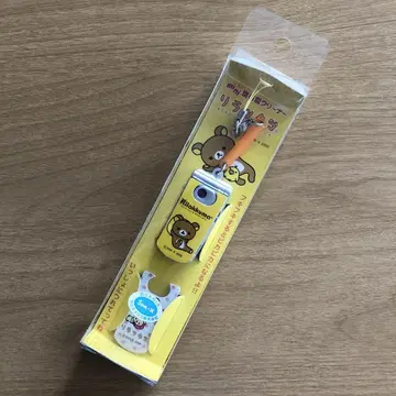 리락쿠마 피처폰형 스트랩 미니 핸드폰 클리너