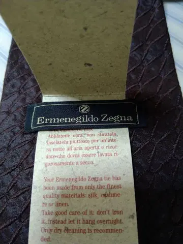 에르메네질도제냐 실크 100% 자수 넥타이 무료배송!