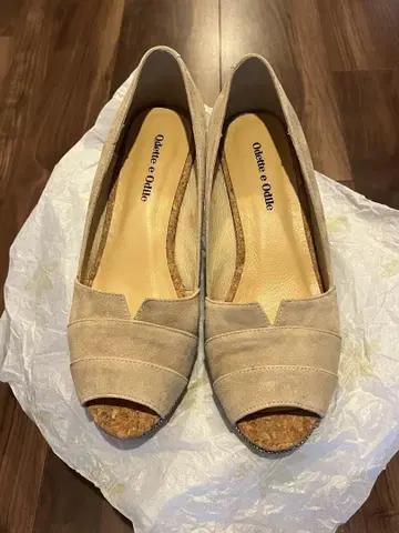 베이지 오픈토 웨지 힐