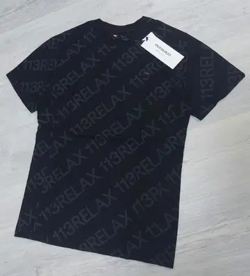 새상품 2XL 사이즈 올 로고 무늬 티셔츠 우노피우노우과레토레 릴랙스