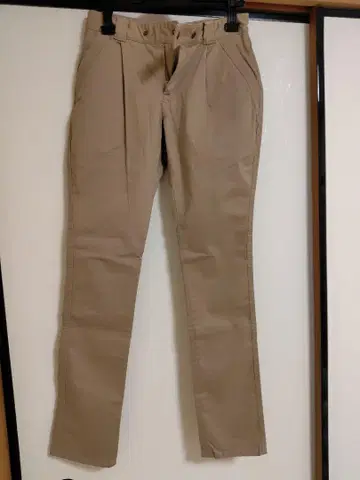 투모로우랜드 마카피 베이지 슬림핏 치노 팬츠 사이즈 불명