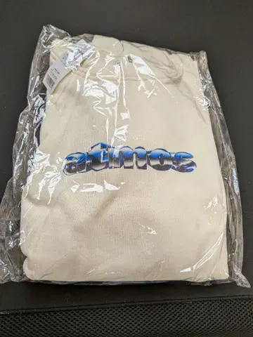 atmos 화이트 후드티