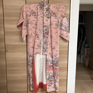 핑크 꽃무늬 호몬기