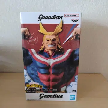 반다이 Grandista 올마이트 피규어