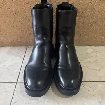 자라 블랙 사이드 고어 부츠 35
