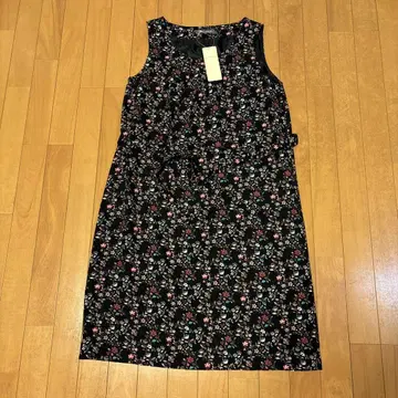 LAURA ASHLEY 꽃무늬 슬리브리스 원피스 122