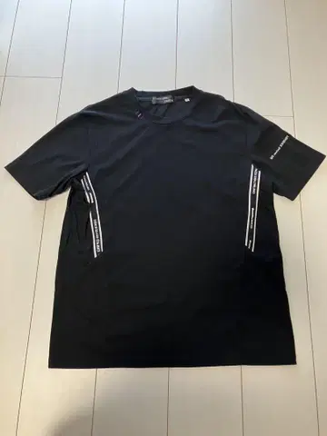 CODE:B 블랙 티셔츠 46