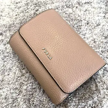 훌라 FURLA 3단 폴더형 지갑
