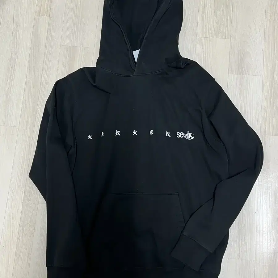 SAN SAN GEAR | 산산기어 1) San San Gear Button Hoodie Black