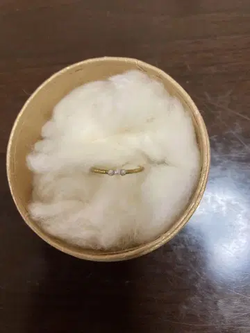 Vlas Blomme 브라스 브람 Three Pearl Ring