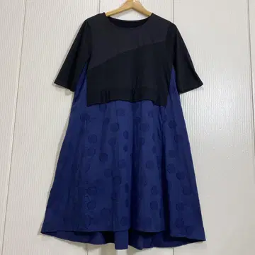 koibito misaki 이소재 절개 A라인 실루엣 원피스