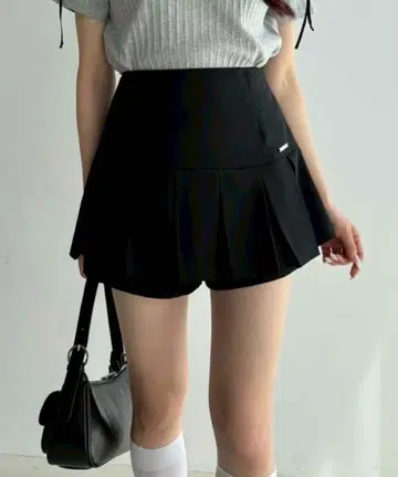NICECLAUP 플리츠 치마바지 S 블랙
