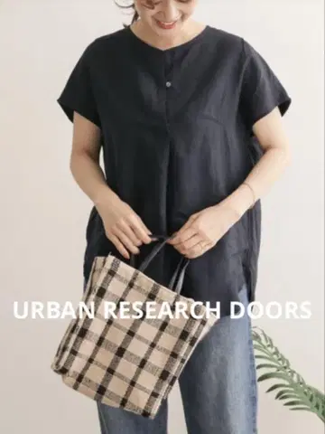 URBAN RESEARCH DOORS 린넨 프렌치 노카라 풀오버