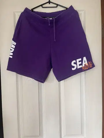wind and sea 숏 팬츠