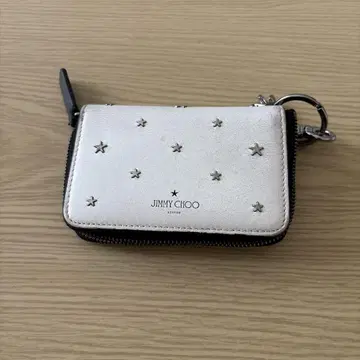 JIMMY CHOO 별 모양 스터드 키 케이스