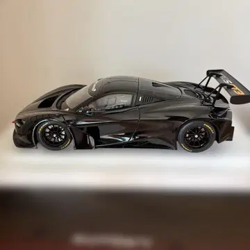 autoart 맥라렌 720S GT3 블랙 1:18