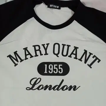 MARY QUANT 로고 티셔츠 반팔