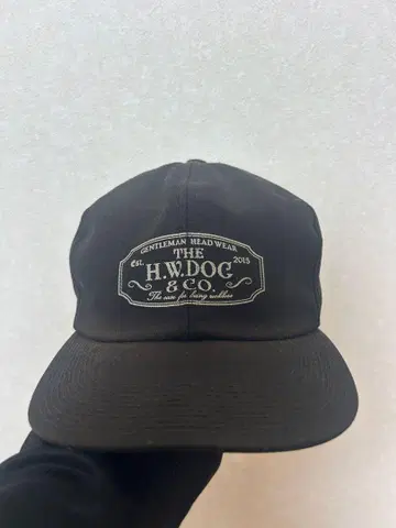 H.W.DOG & CO. 블랙 야구 모자