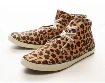 후타코타마가와점 한정판(정가 41500엔) OSKLEN 송치 소재 신발