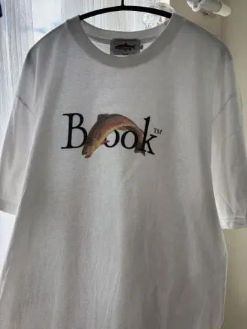 Brook 티셔츠