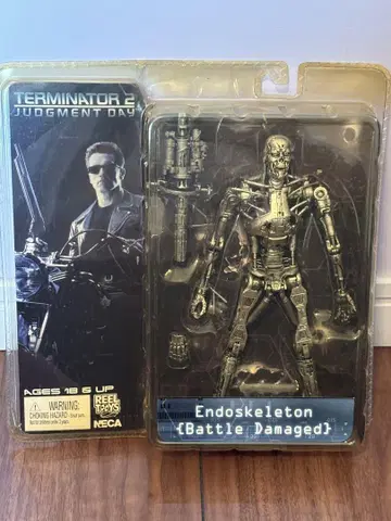 터미네이터 2 T-800 피규어 [Endoskeleton]