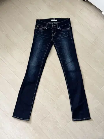 Moussy 스트레이트 데님 24