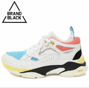 정가 30000엔 BRAND BLACK 스니커즈