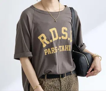 RIVE DROITE R.D.S.C 로고 Te