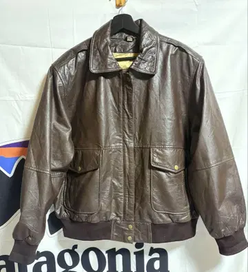 브라운 가죽 봄버 자켓 플라이트 자켓