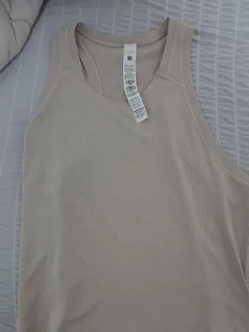 Lululemon 메쉬 탱크탑 사이즈 4