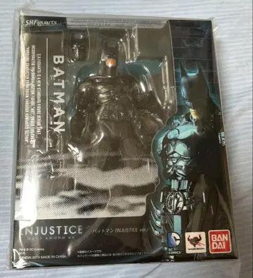 미개봉 새상품 BANDAI SHFiguarts 배트맨 (인저스티스)