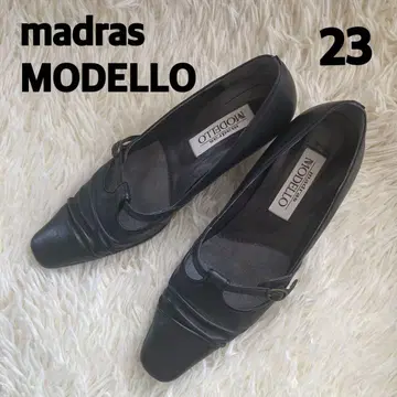 새상품급 madras MODELLO 블랙 펌프스 23