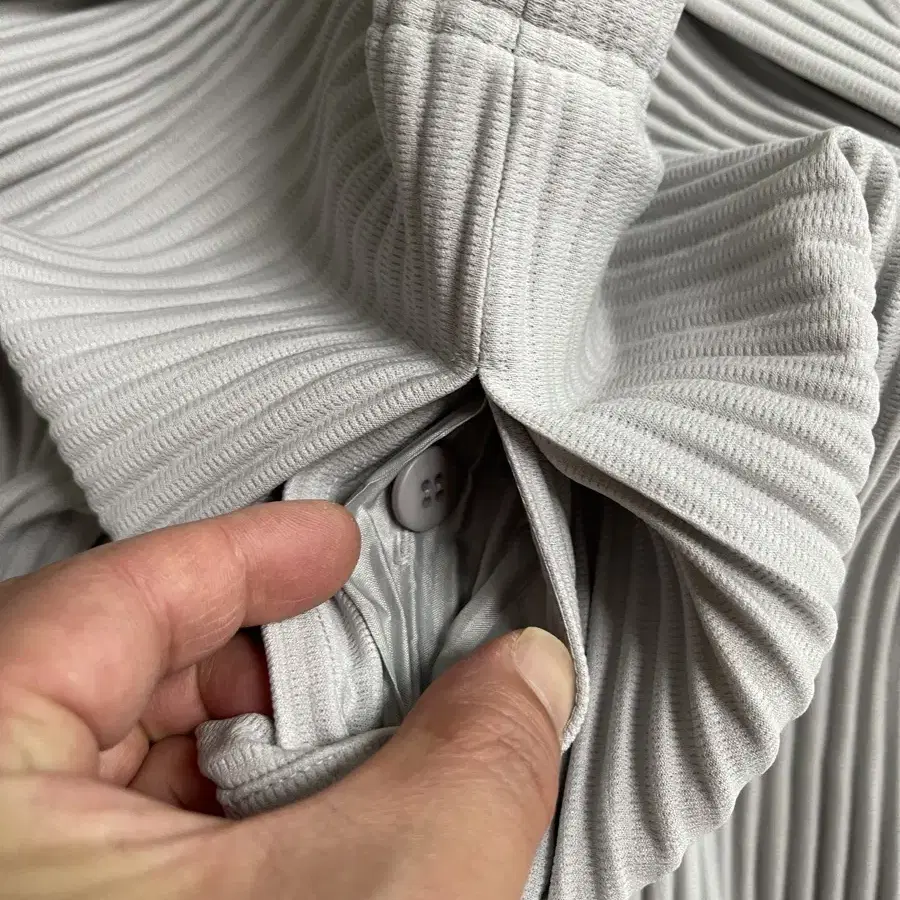 HOMME PLISSÉ ISSEY MIYAKE サルエルパンツ HOMME PLISSE ISSEY MIYAKE/オムプリッセ イッセイミヤケ】より