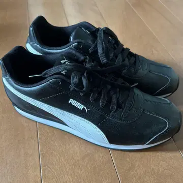 푸마 츄린 3 스니커즈 블랙 26cm