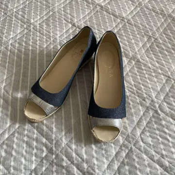 다이애나 펌프스 23.5cm