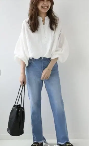 저널 스탠다드 리룸 코튼 자카드 개더 블라우스 화이트