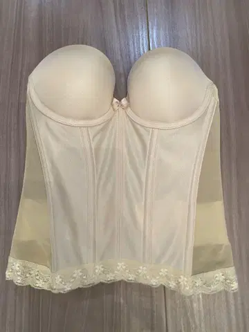 베이지 뷔스티에 스타일 브라이덜 이너 S