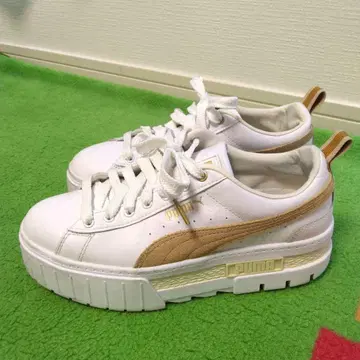 Puma 플랫폼 스니커즈 통굽 화이트 베이지
