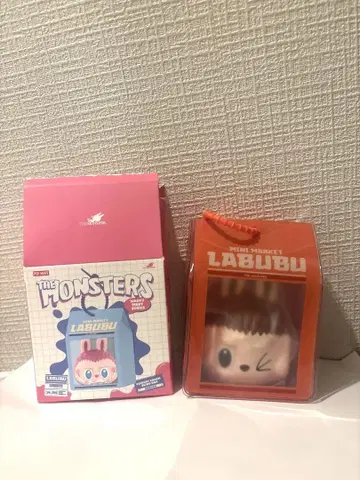 팝 마트 더 몬스터스 루부부