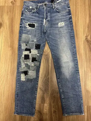 패치워크 데미지 데님 팬츠 미드, 녹다운