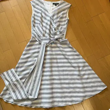 LAUREN RALPH LAUREN 랄프 로렌 원피스 사이즈 0